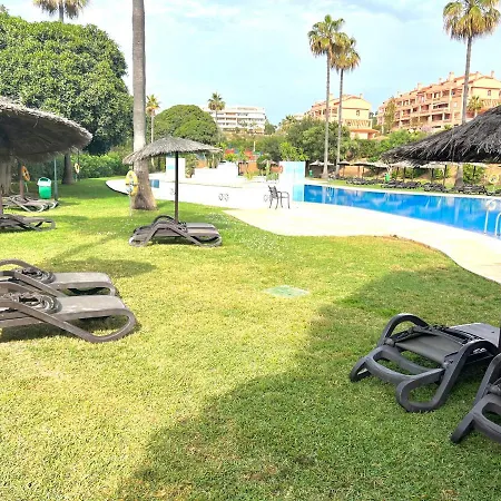 Fabulous Vacation In A 2 Bedroom Townhouse With 2 Terraces Overlooking The Sea, Suitable For 6 People 3 Swimming Pools Tennis And 200 Mts From The Sea Appartamento