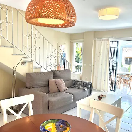 Fabulous Vacation In A 2 Bedroom Townhouse With 2 Terraces Overlooking The Sea, Suitable For 6 People 3 Swimming Pools Tennis And 200 Mts From The Sea