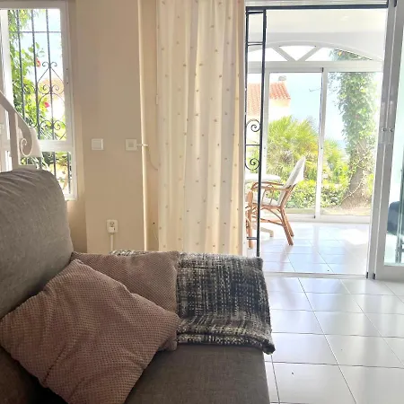 Fabulous Vacation In A 2 Bedroom Townhouse With 2 Terraces Overlooking The Sea, Suitable For 6 People 3 Swimming Pools Tennis And 200 Mts From The Sea Appartement *